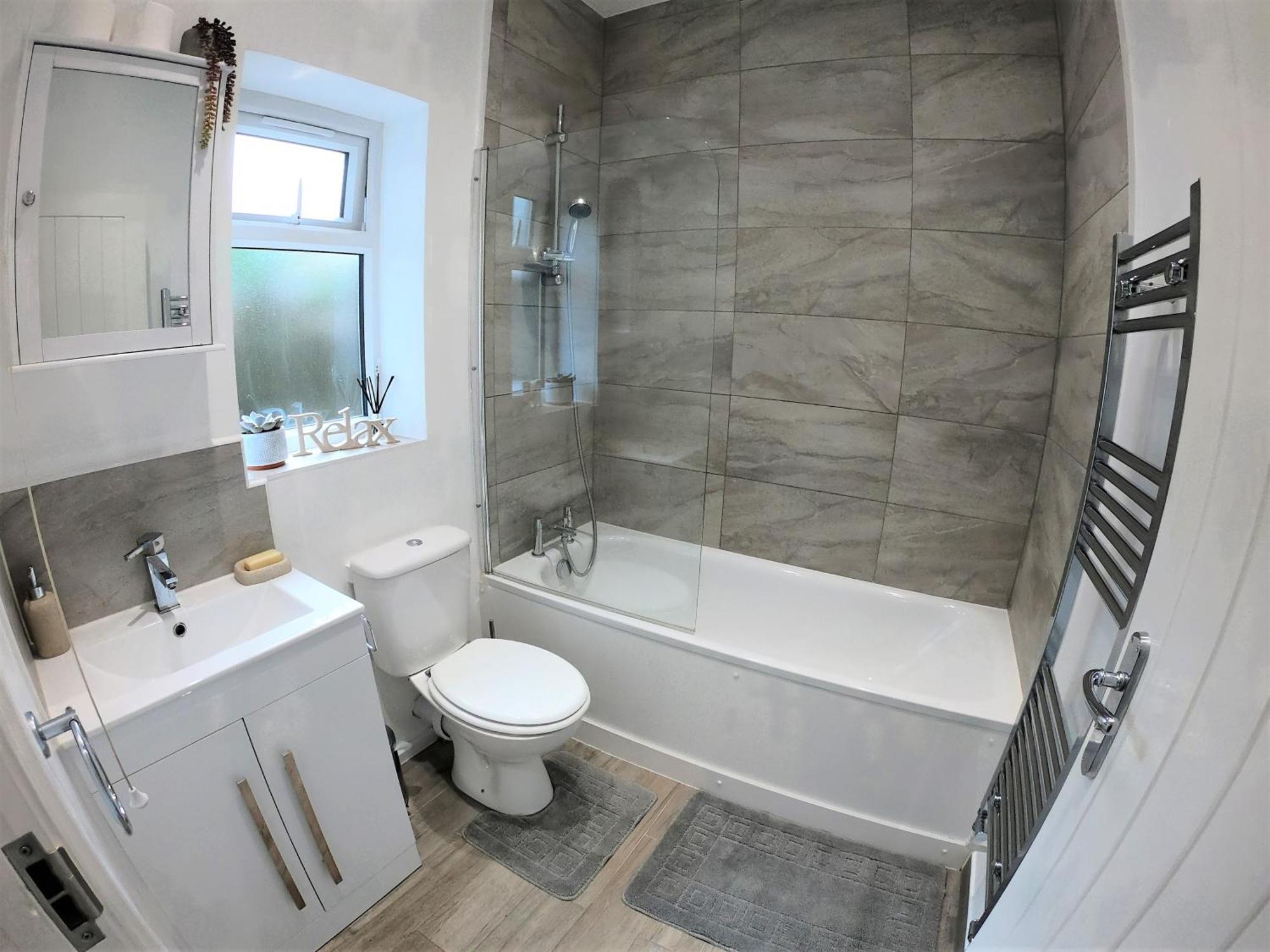 Ricky Road Guest House - Premium واتفورد الغرفة الصورة