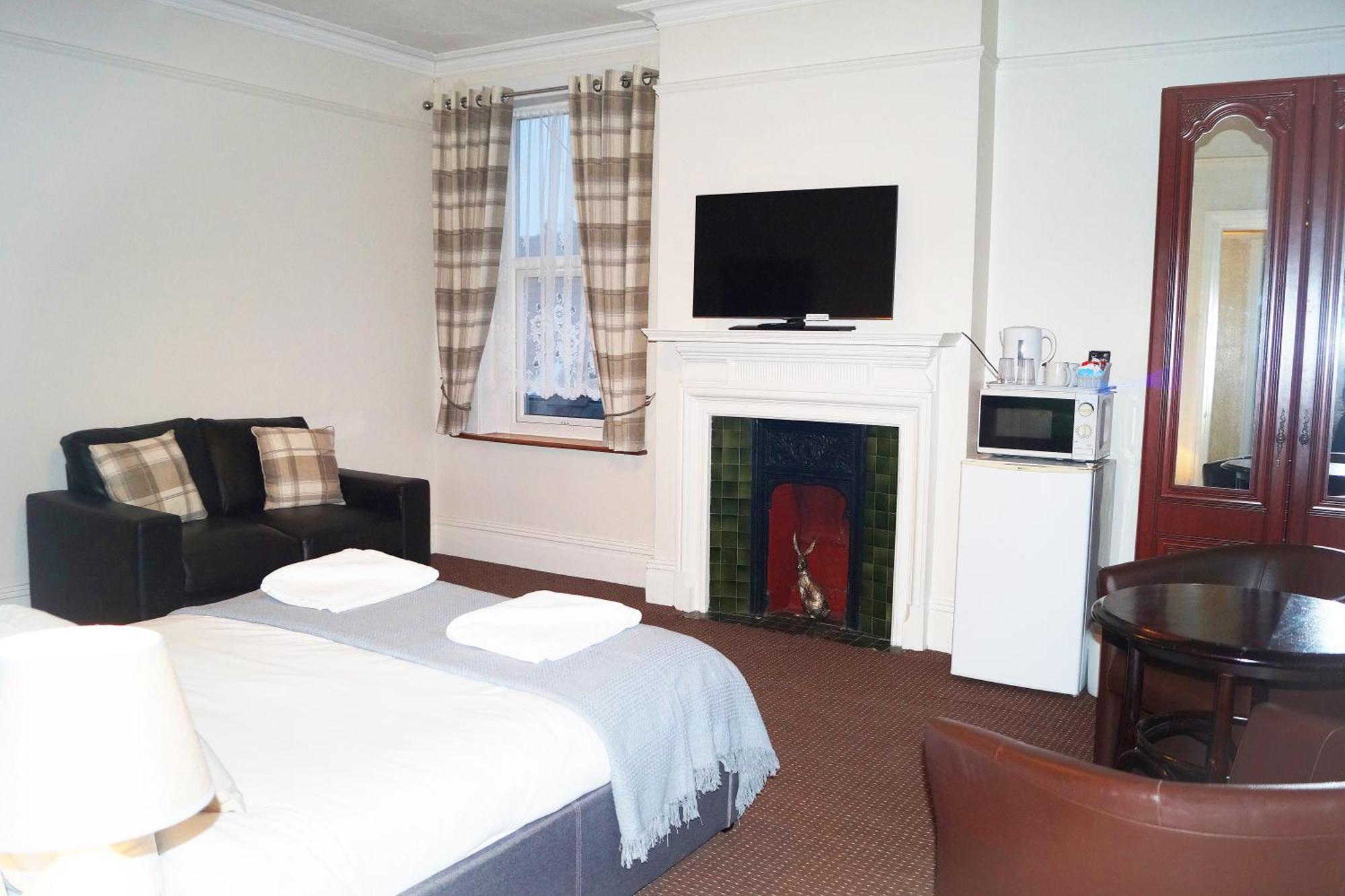 Ricky Road Guest House - Premium واتفورد الغرفة الصورة